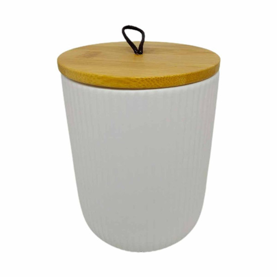 Imagem POTICHE DECORATIVO DE CERAMICA COM TAMPA DE BAMBU COM PEGADOR DE CORDA LINES BRANCO 10X12,5 CM- LYOU