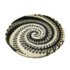 Imagem de CESTO DECORATIVO EM RATTAN COR PRETO/BRANCO 48X48X6CM- LUCATTI  - Lucatti Artes E Decoracoes Ltda