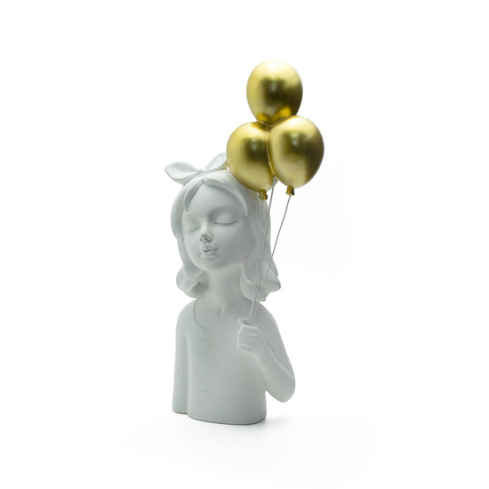 Imagem ESCULTURA EM RESINA COR BRANCO MENINA COM BALÕES DOURADO 37CM - LUCATTI 