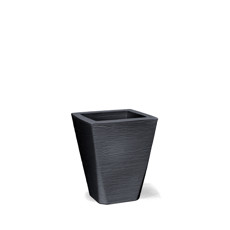 Imagem de VASO DECORATIVO GRAFIATO TRAPEZIO 43 COR PRETO 43,0 X 34,0 X 22,0 CM - 28 L - NUTRIPLAN - Nutriplast Industria E Comercio Ltda