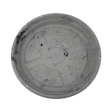 Imagem de PRATO PARA VASO DE PLÁSTICO COR GRAFIATO CONCRETO 21 CM Nº3  - Atacaplast Comercio E Distribuidora Ltda