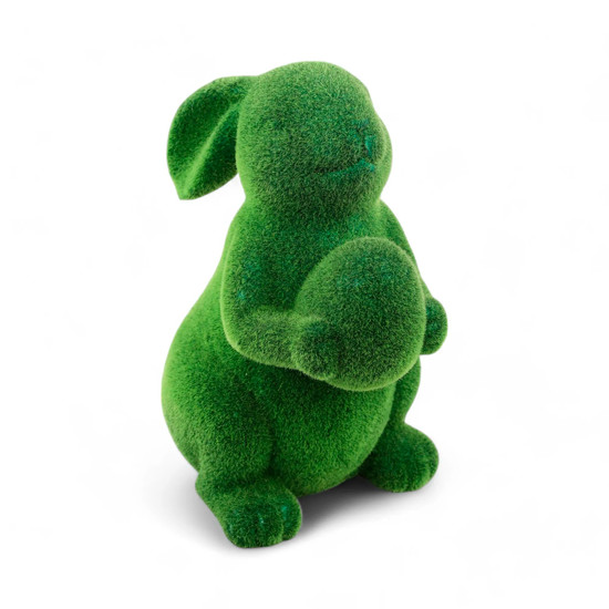 Imagem COELHO COM OVO REVESTIDO EM GRAMA VERDE VELUDA PERMANENTE 37X28X22 CM - CROMUS