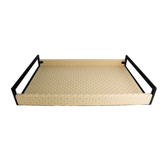 Imagem BANDEJA RETANGULAR BEGE EM MDF COM ALÇA EM METAL E LISTRAS 3D 7X45X30 CM - ENTRECASA