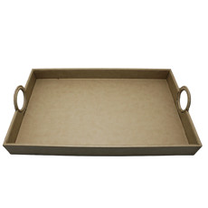 Imagem de BANDEJA RETANGULAR COM ALÇA ARGOLA EM COURO SINTÉTICO BEGE 58X35X5 CM - CROSS - Cross Comercial Ltda