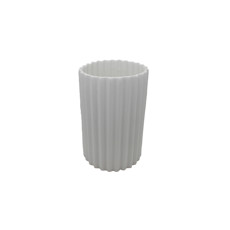 Imagem de VASO DECORATIVO HENRI ESTRIADO BRANCO FOSCO 26X17X17CM - CERÂMICA ANA MARIA - Ceramica Ana Maria Ltda Epp