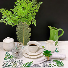 Imagem de LUGAR AMERICANO DE PLÁSTICO RAMOS 43,5X28,5CM - Coliseu Presentes Ltda